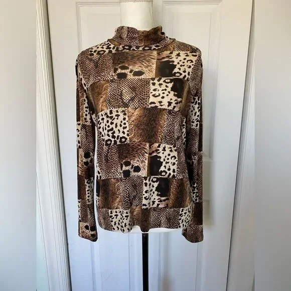 1990s/80s Leopard Print Turtleneck Top - Picture 5 of 5